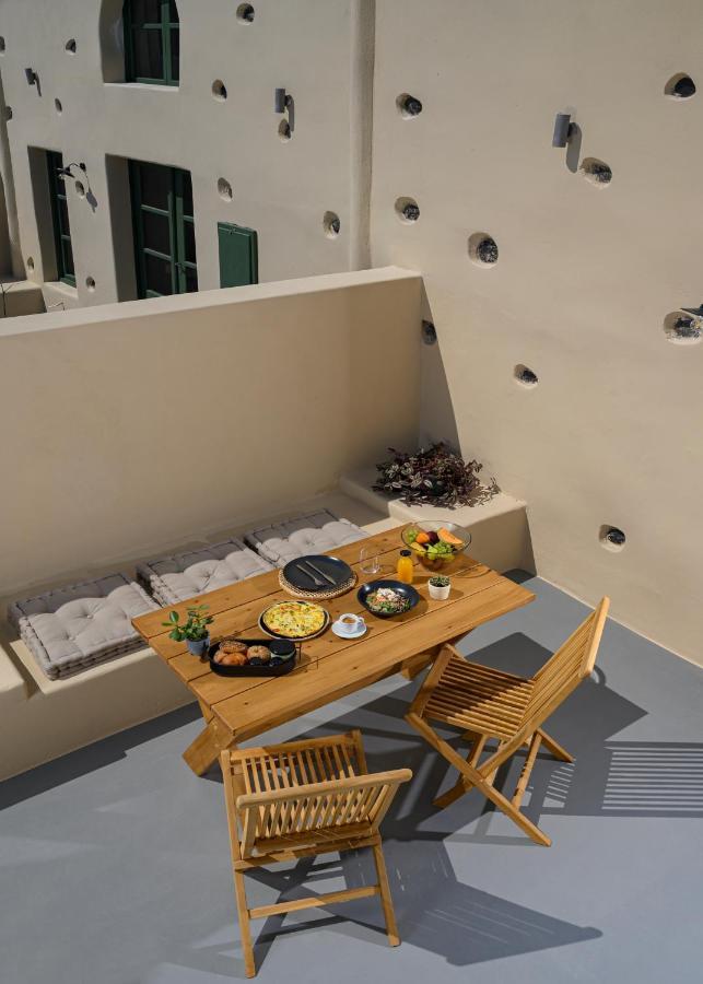 Elements Cave Suites Megalochori  Exterior foto